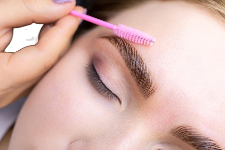 BROW LAMINATION